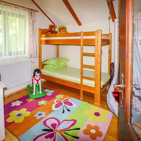 Mountain Family Chalet On Prahova Valley คอมาร์นิค ภายนอก รูปภาพ